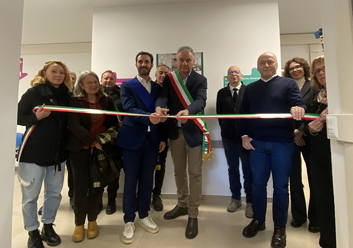 Inaugurata questa mattina la Casa della Comunità di Carpineti alla presenza di autorità e cittadini