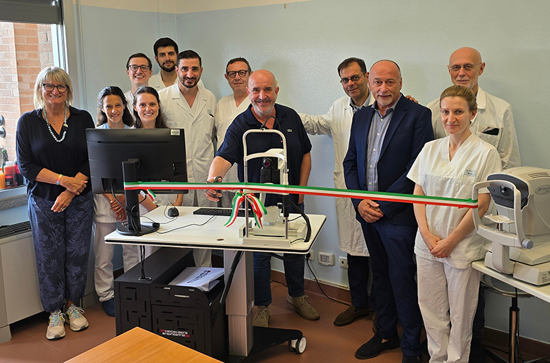 “Assist Group” dona all’Immunologia Oculare del Santa Maria Nuova un’apparecchiatura biomedica tecnologicamente avanzata “Assist Group” dona all’Immunologia Oculare del Santa Maria Nuova un’apparecchiatura biomedica tecnologicamente avanzata